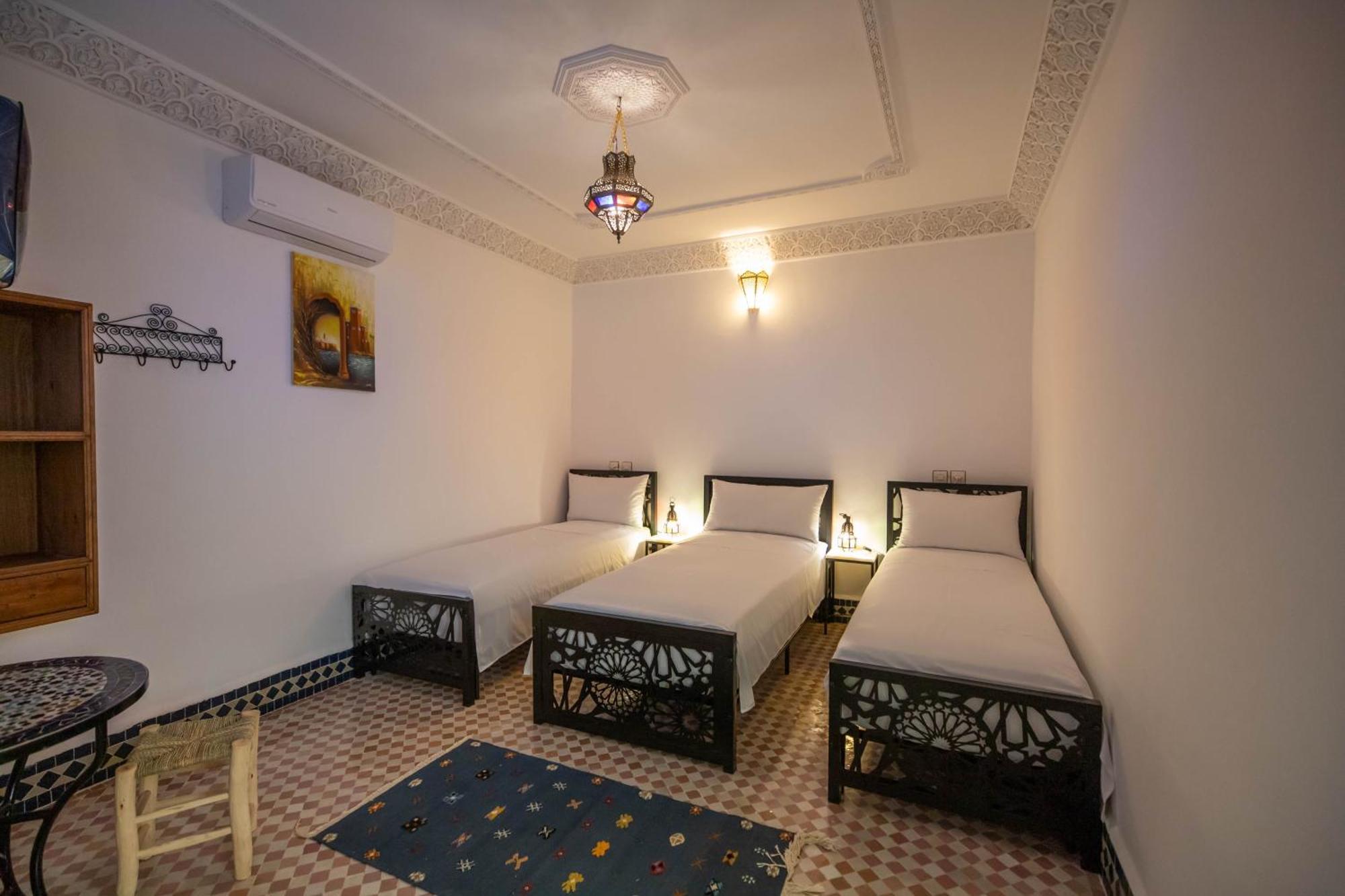 Riad Tafoukt Фес Екстериор снимка