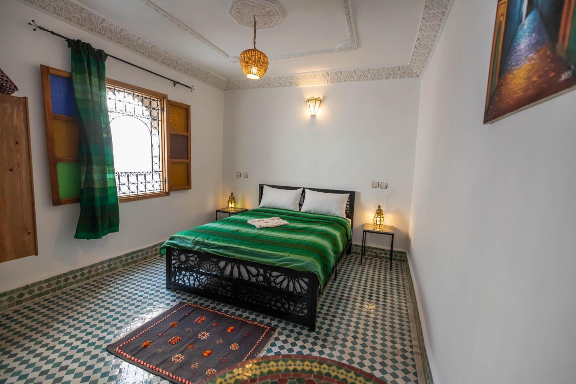Riad Tafoukt Фес Екстериор снимка