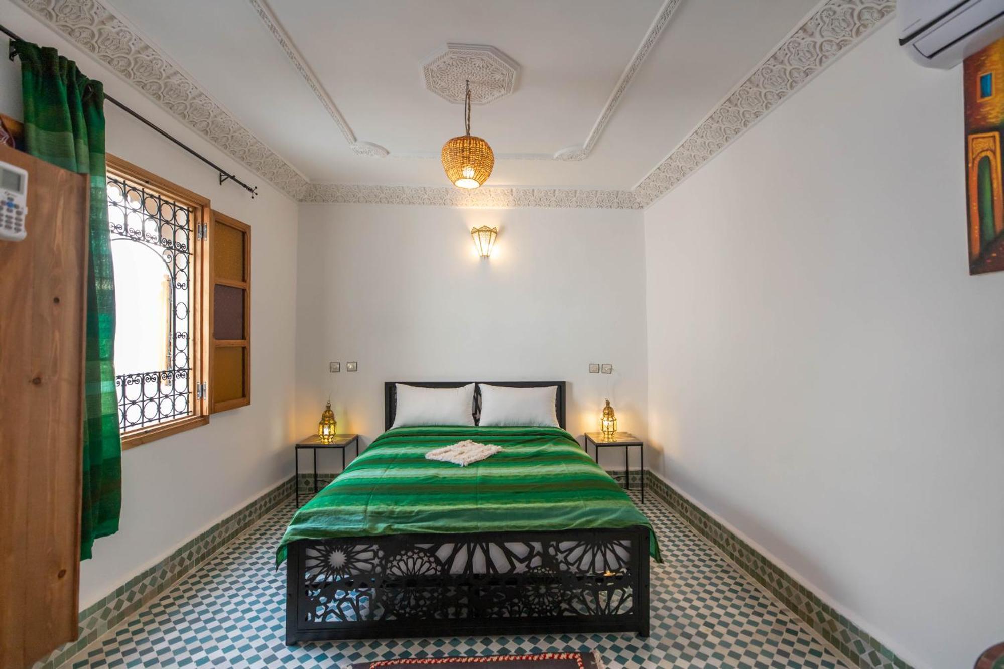 Riad Tafoukt Фес Екстериор снимка