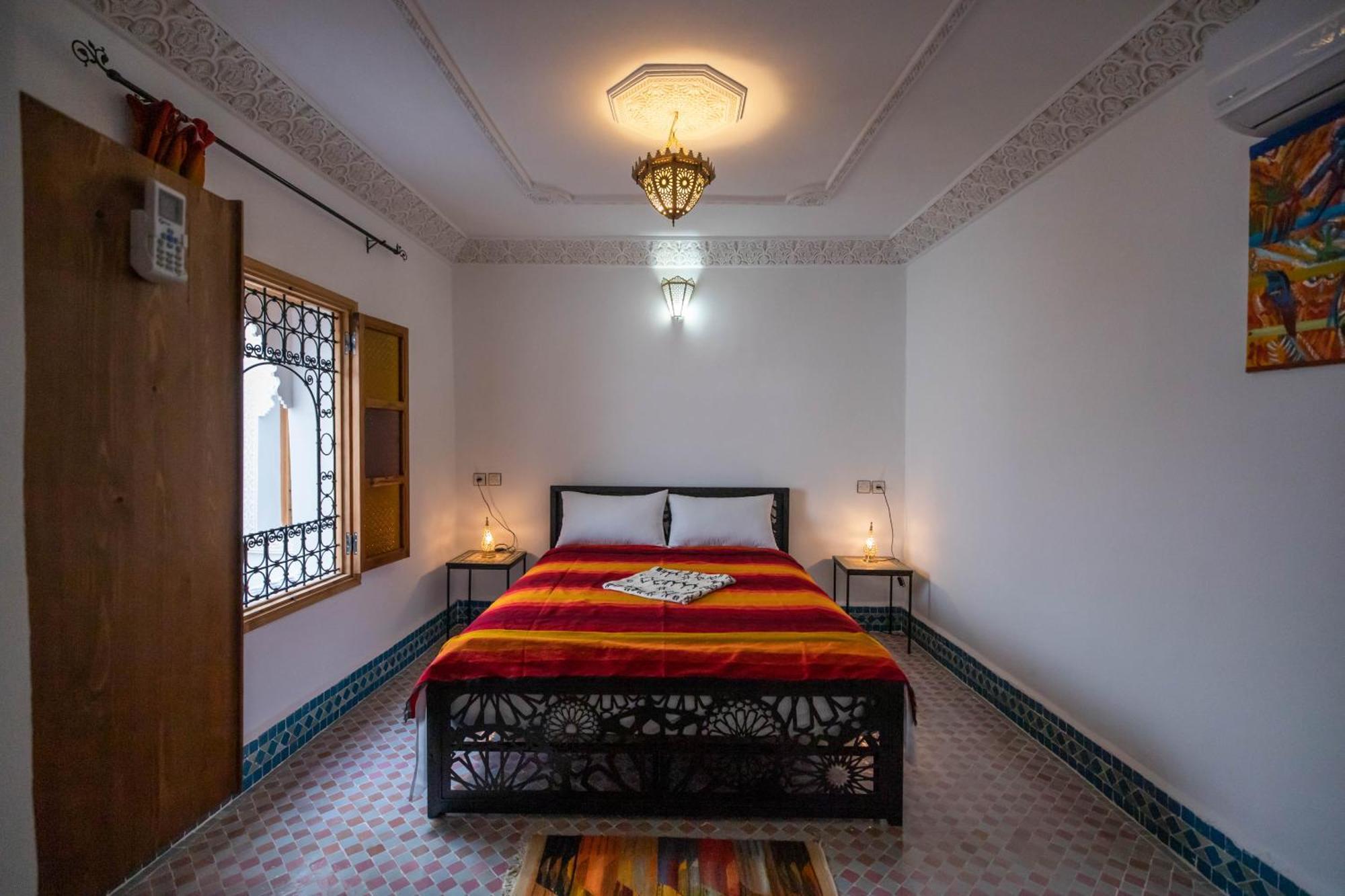 Riad Tafoukt Фес Екстериор снимка