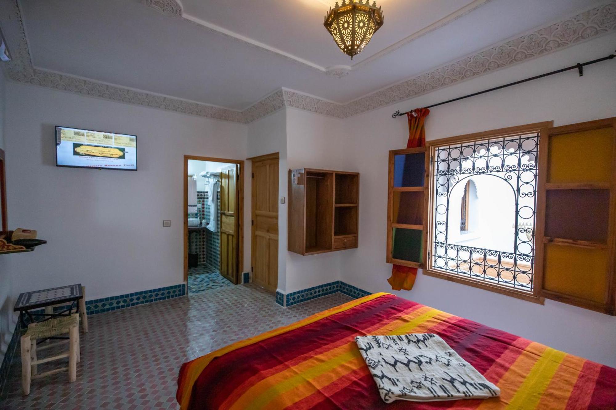 Riad Tafoukt Фес Екстериор снимка