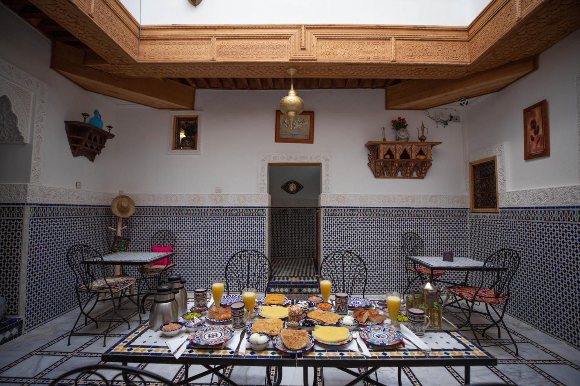 Riad Tafoukt Фес Екстериор снимка
