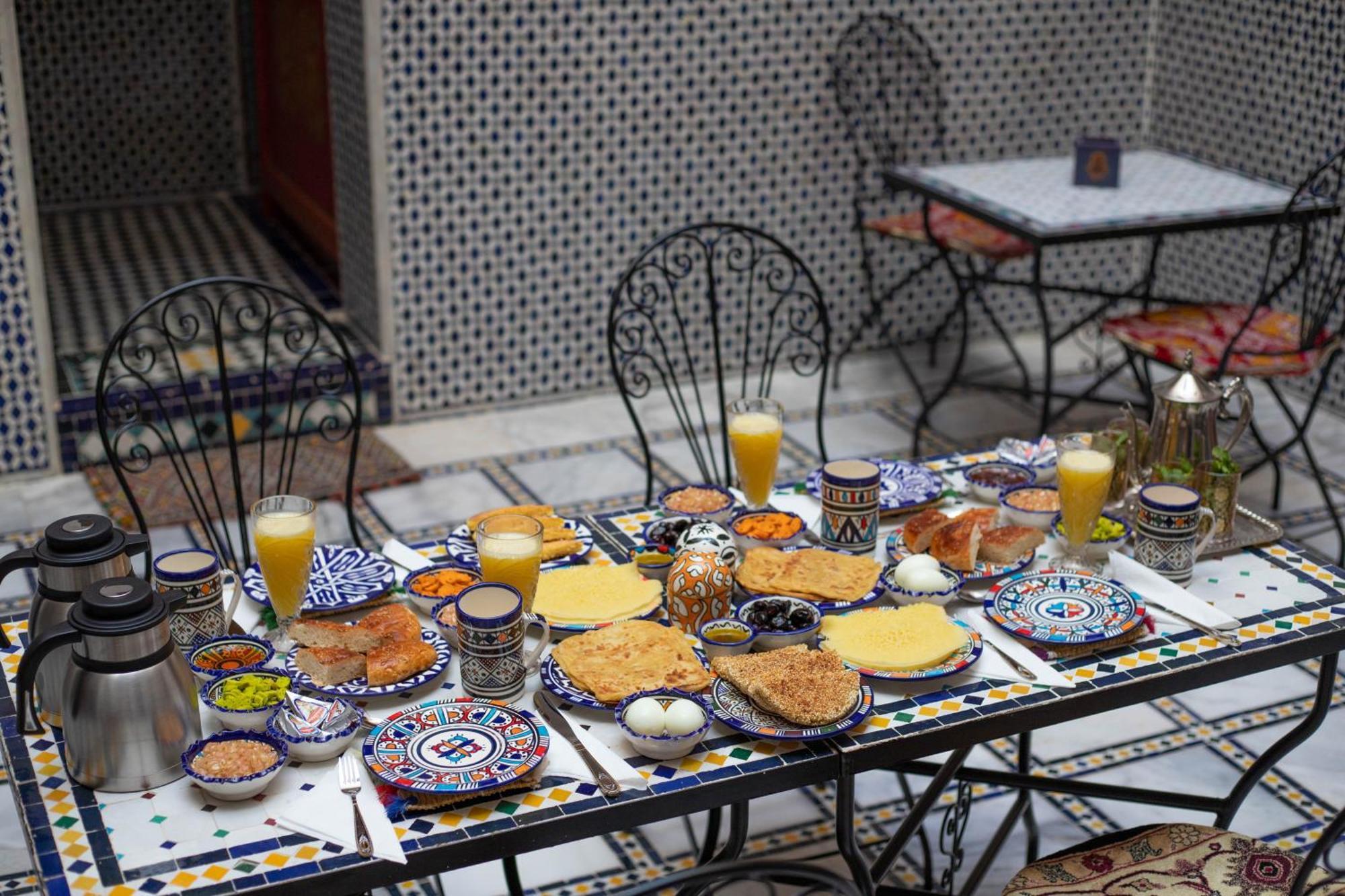 Riad Tafoukt Фес Екстериор снимка