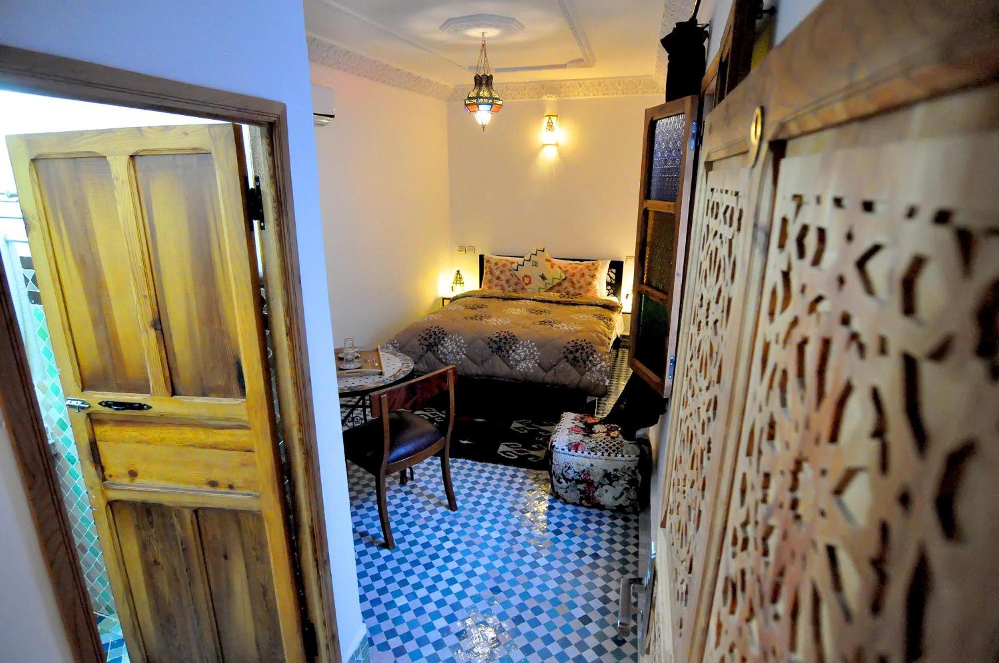 Riad Tafoukt Фес Екстериор снимка