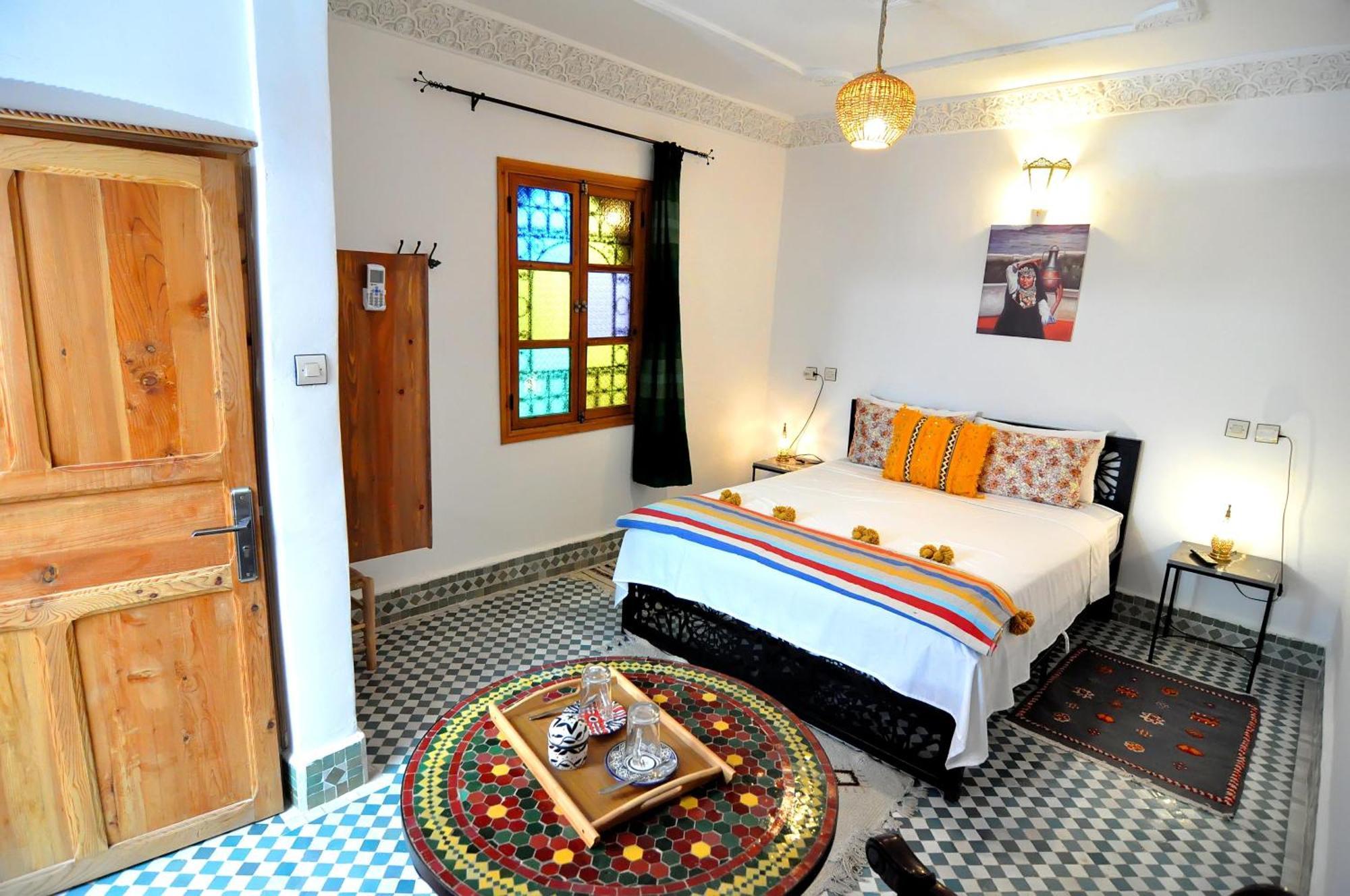 Riad Tafoukt Фес Екстериор снимка