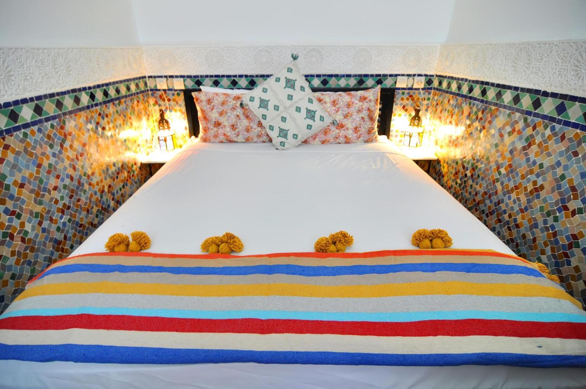 Riad Tafoukt Фес Екстериор снимка