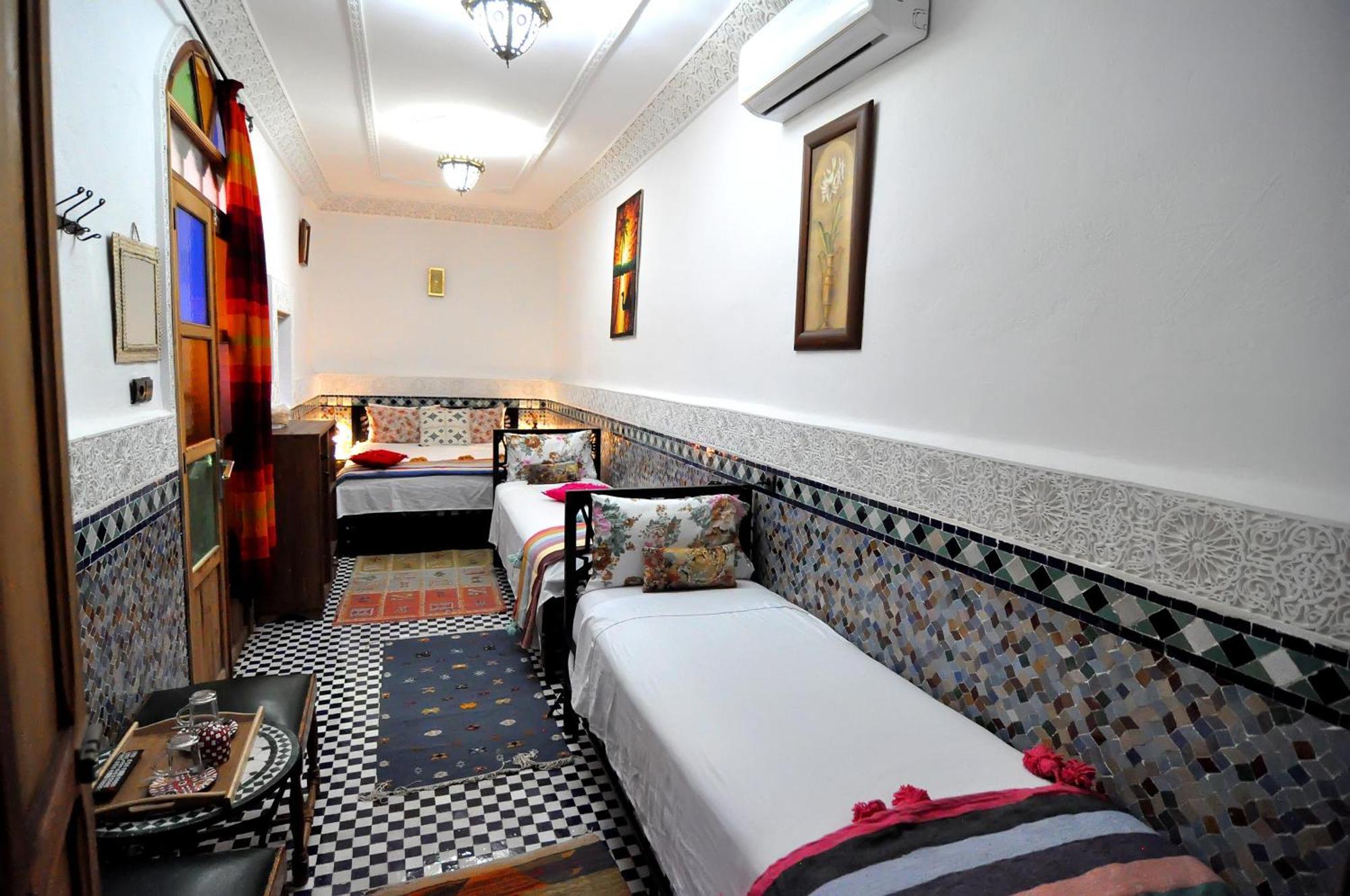 Riad Tafoukt Фес Екстериор снимка