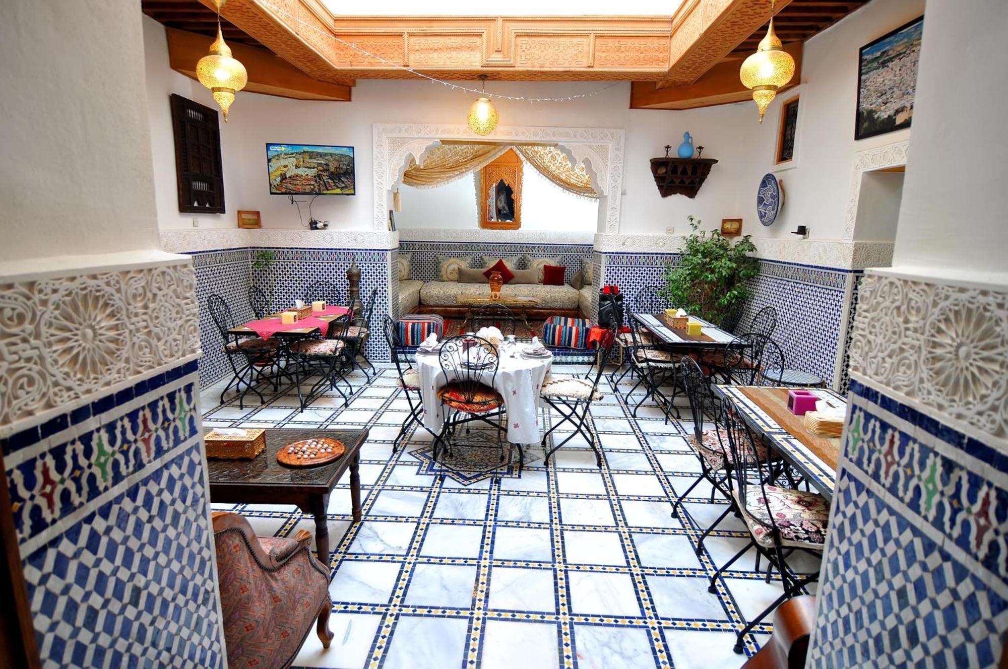 Riad Tafoukt Фес Екстериор снимка