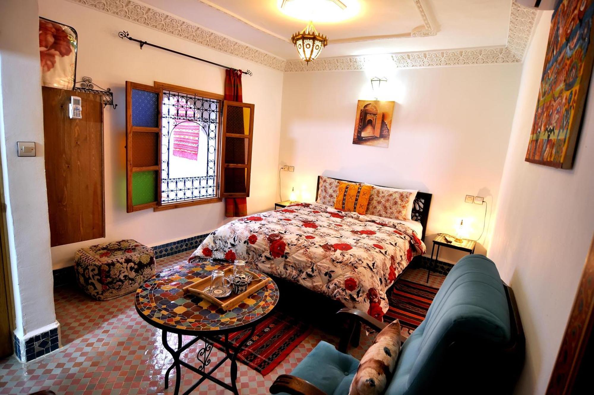 Riad Tafoukt Фес Екстериор снимка