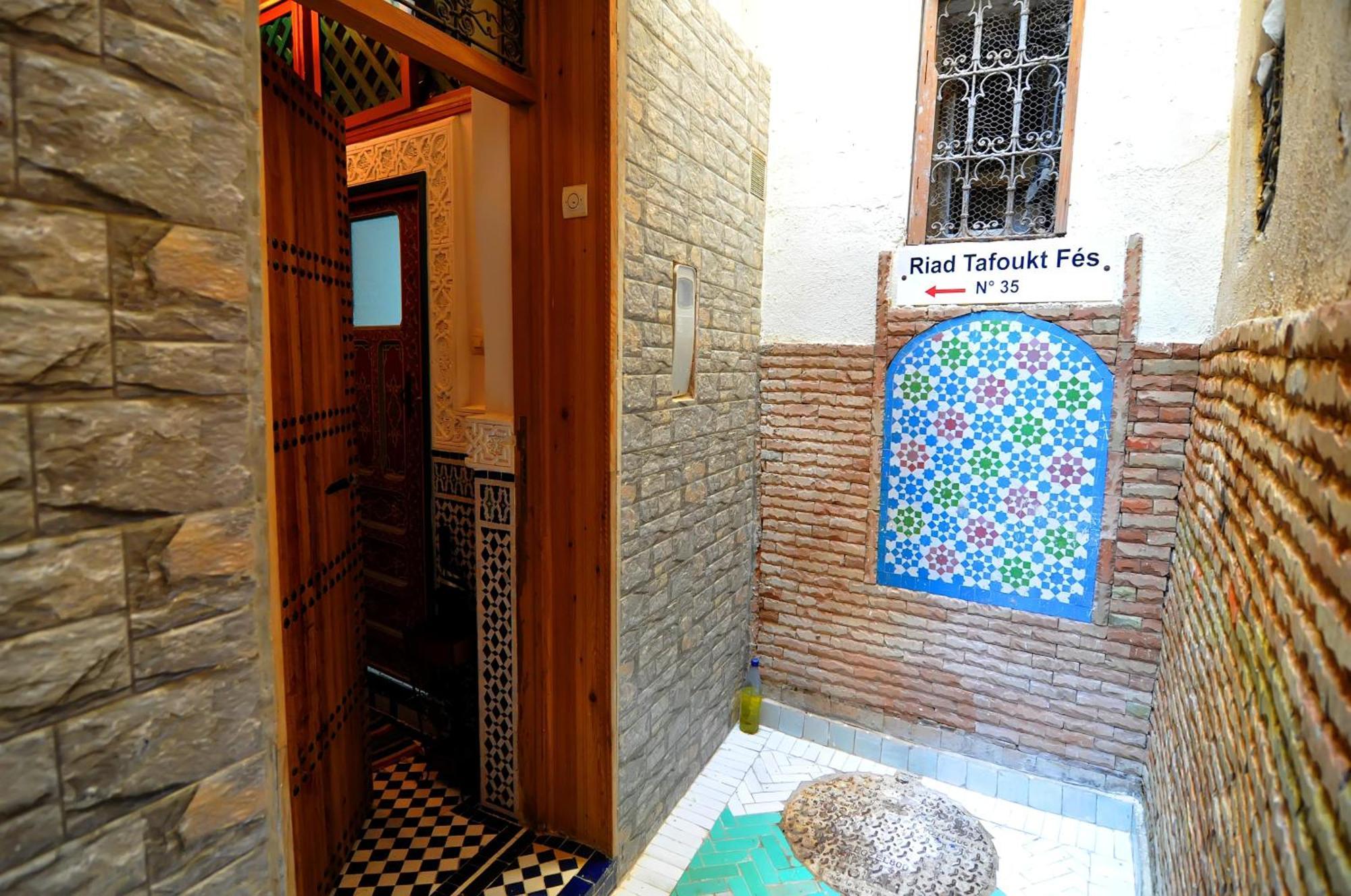 Riad Tafoukt Фес Екстериор снимка